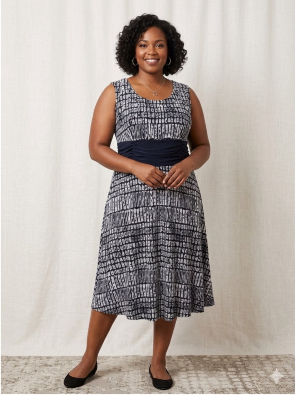 Women's Laura Plus Midi Dress Black & White Size 22W ruched waist, stretch 2006